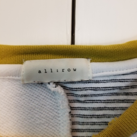 Colorblock crop top - Picture 2 of 3